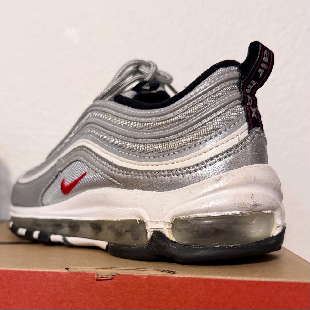 Nike Women’s Air Max 97 OG “Silver Bullet” Metallic Silver/Varsity Red | Size 8 - Picture 14 of 16